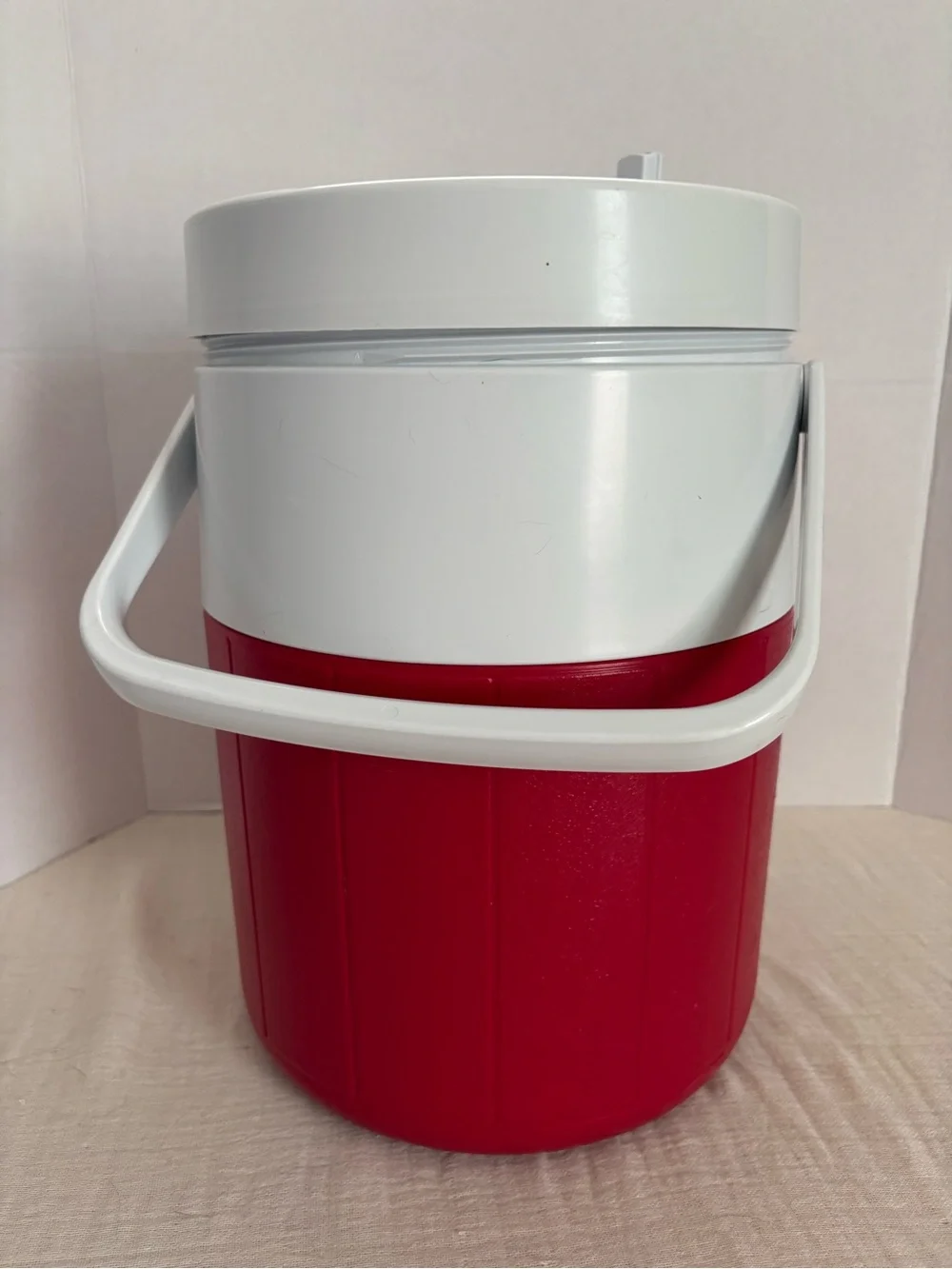 Coleman Red and White Insulated Beverage Cooler with Spigot